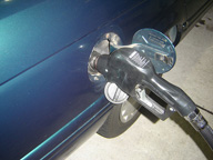 Proceso de llenado del deposito de un coche. 