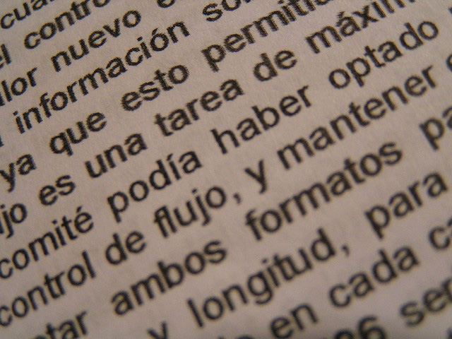 Una hoja con texto. 