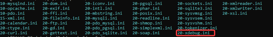 Captura de pantalla del directorio de los archivos de configuración de las extensiones de PHP en Ubuntu Linux, marcando el archivo de configuración específico de XDebug.