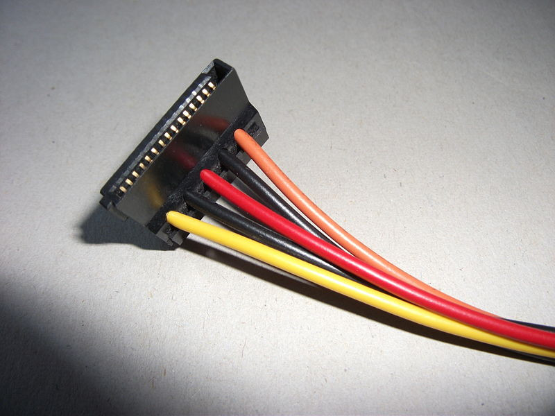 Ilusrtración Conector SATA