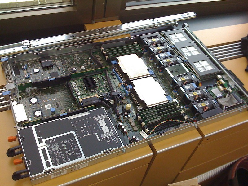 Ilustración Vista Superior Dell PowerEdge 610
