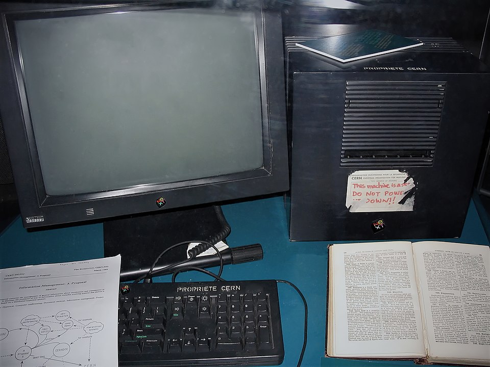 Primer servidor web.
