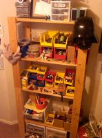 Estantería en la que se almacenan juguetes