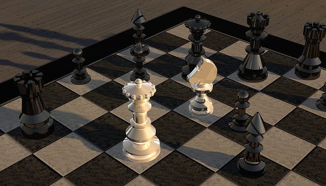 Gráficos 3D con un tablero de ajedrez y sus fichas