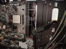 ATX 24 pines conectado